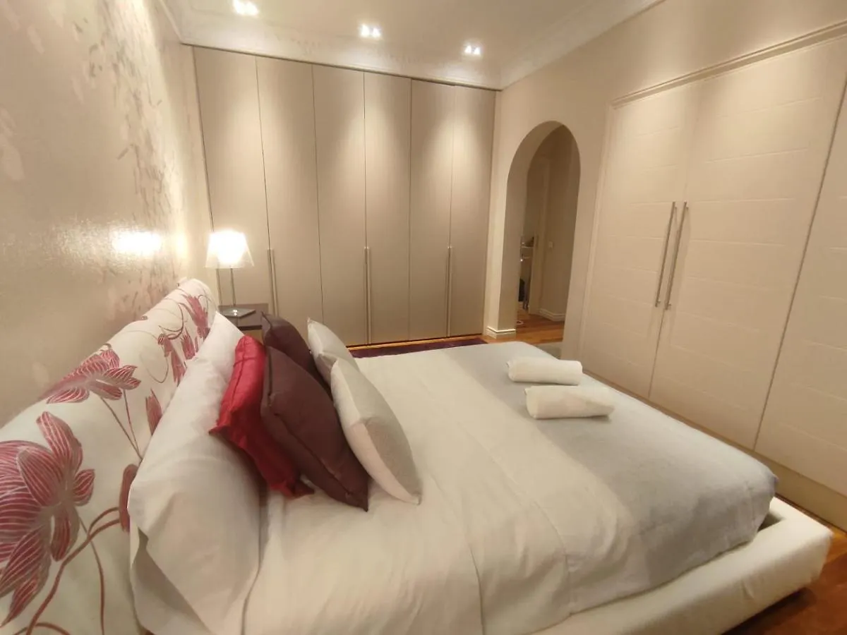 Habitación en casa particular Habitacion En Vivienda De Lujo En Gran Via Bilbao